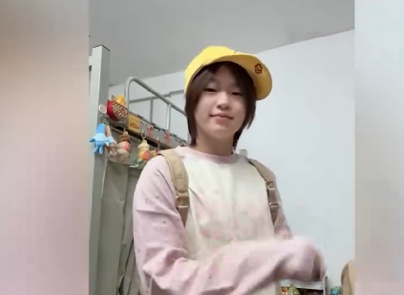 LiLQW, 刚刚成年不