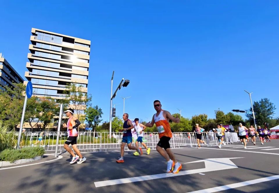 女子组冠军 女子组冠军