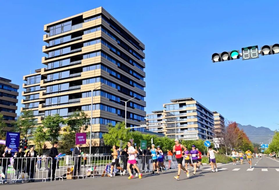 半程马拉松, 交融的立体 半程马拉松, 交融的立体