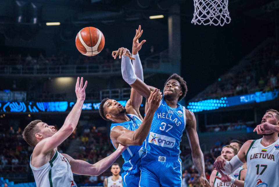 最关键的是, 科斯塔斯总, 在接下来的