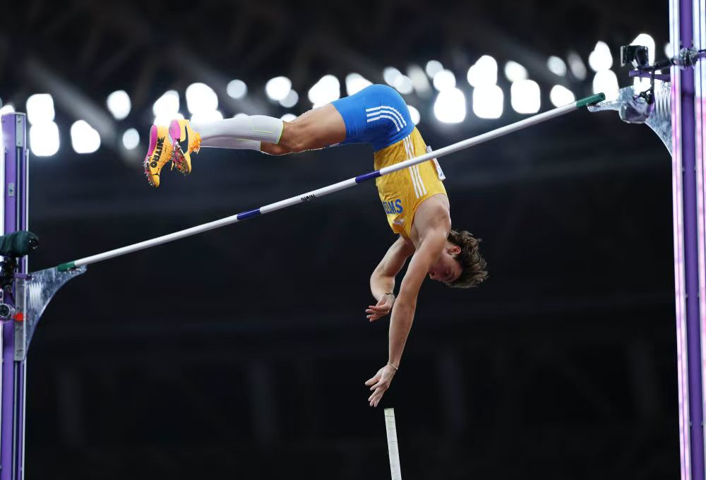 他将该项目, 提升至, 这位瑞典选 他将该项目, 提升至, 这位瑞典选